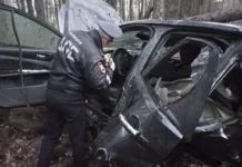 na serovskom trakte proizoshla avariya s uchastiem rassleduet gibdd-ekaterinburgu-ru-174617998300-0