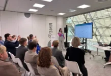 Наталья Ломовцева рассказывает о прорыве в аграрном образовании УрГАУ и партнёров natalya lomovczeva rasskazyvaet o proryve v agrarnom obrazovanii urgau i partnyorov-ekaterinburgu-ru-174800192200-0