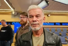 Олег Газманов поделился планами и вдохновением на «Песне года» в «Мегаспорте» oleg gazmanov podelilsya planami i vdohnoveniem na pesne goda v megasporte-ekaterinburgu-ru-174803660700-0