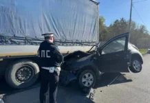 После ДТП в Первоуральске водителю Nissan Terrano и Volvo Schmitz оказали помощь posle dtp v pervouralske voditelyu i okazali pomoshh-ekaterinburgu-ru-174737074500-0