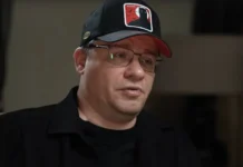 Приключения Гарика Харламова связаны с кармой за нарушения и парковку priklyucheniya garika harlamova svyazany s karmoj za narusheniya i parkovku-ekaterinburgu-ru-174782238400-0