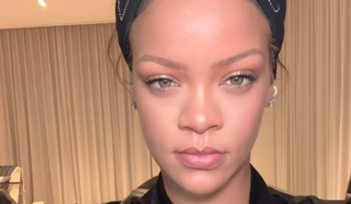 Певица Рианна готовится стать мамой  в третий раз