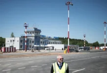 Росавиация закрыла аэропорт Калуги в связи с новыми ограничениями Артема Кореняко rosaviacziya zakryla aeroport kalugi v svyazi s novymi ogranicheniyami artema korenyako-ekaterinburgu-ru-174826492500-0