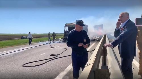 Глава Крыма лично разрулил аварию на дороге