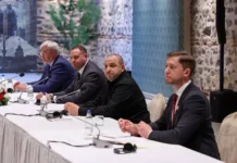 Станислав Ткаченко озвучил скрытую стратегию Киева в переговорах с Россией stanislav tkachenko ozvuchil skrytuyu strategiyu kieva v peregovorah s rossiej-ekaterinburgu-ru-174739524400-0