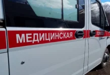 В Екатеринбурге ребёнок пережил падение с пятого этажа, врачи работают над его спасением v ekaterinburge rebyonok perezhil padenie s pyatogo etazha vrachi rabotayut nad ego spaseniem-ekaterinburgu-ru-174610325800-0