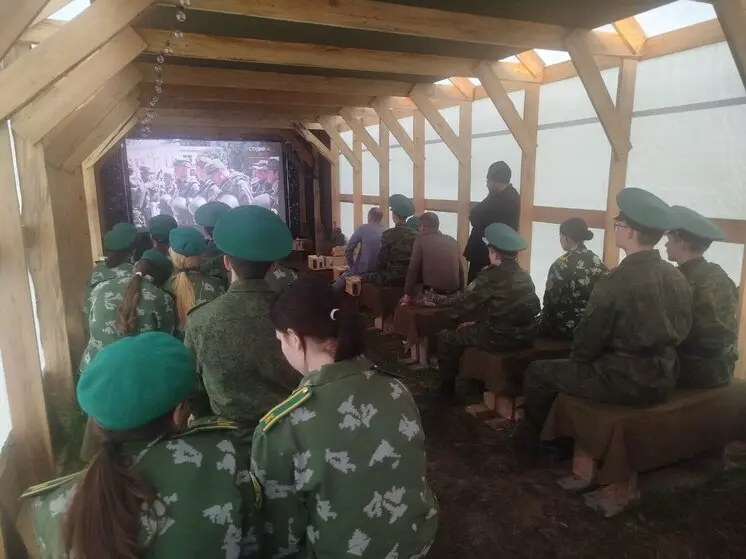 Летний кинотеатр при храме открылся в Кургане