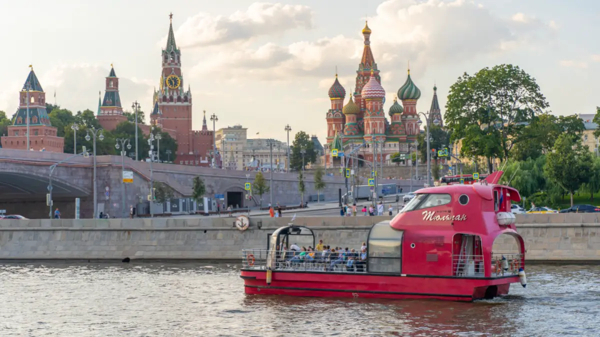 На прогулку по Москве-реке от Нескучного сада