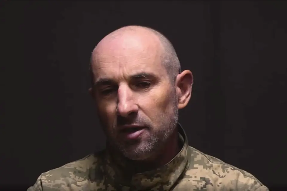 Пойманный в приграничном районе с Курской областью украинский военнослужащий Владимир Сорока сам пришел в блиндаж к российским военнослужащим