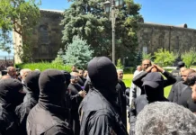 Дмитрий Песков поддержал Армению, подчеркивая уважение России к её суверенитету dmitrij peskov podderzhal armeniyu podcherkivaya uvazhenie rossii k eyo suverenitetu-ekaterinburgu-ru-0