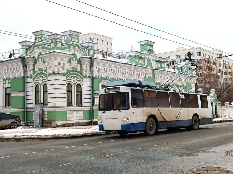 К концу года с улиц Екатеринбурга уберут старые троллейбусы