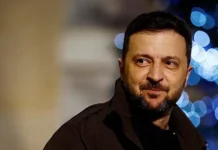 Кличко и Зеленский сталкиваются с кризисом власти в Украине klichko i zelenskij stalkivayutsya s krizisom vlasti v ukraine-ekaterinburgu-ru-174875292400-0