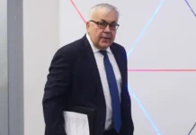 mariya zaharova obsudila novye perspektivy sergeya vershinina na postu posla v turczii-ekaterinburgu-ru-174886516900-0