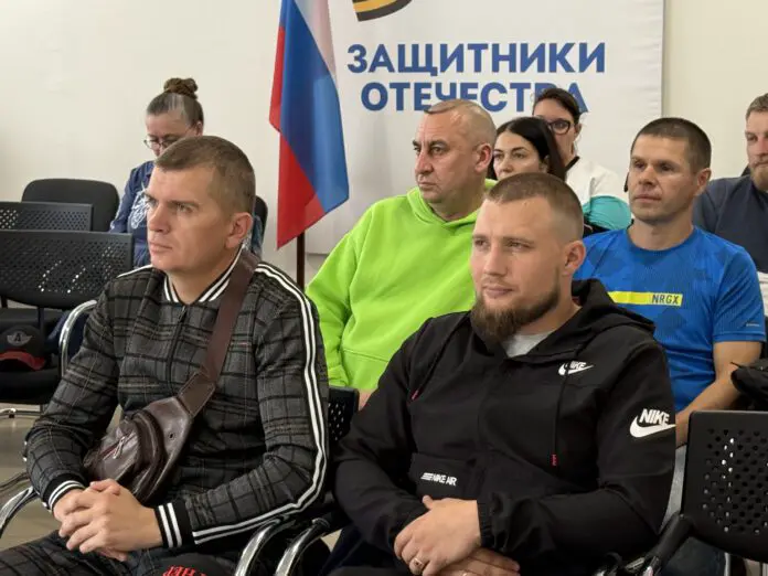 Общество «Знание» и фонд «Защитники Отечества» запускают курс ораторского мастерства-0