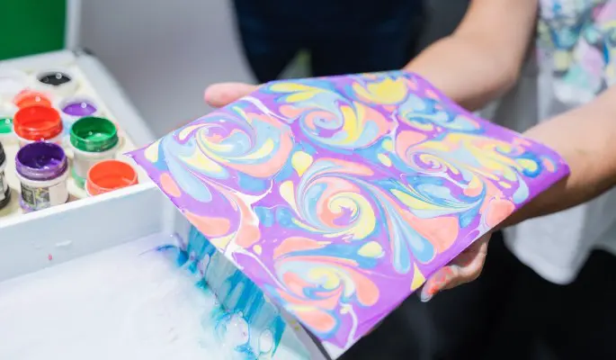 Эбру: 5 интересных фактов о "волшебной живописи на воде"