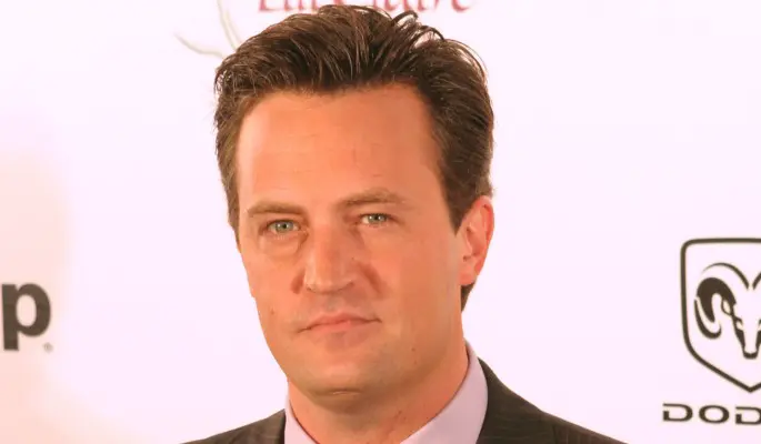 Неожиданную причину ухода 54-летней звезды "Друзей" предали огласке