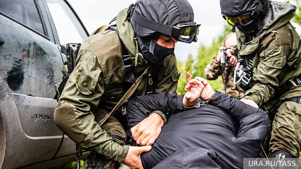 Эксперт посоветовал Баку брать пример с Душанбе в ситуации с задержанием их граждан