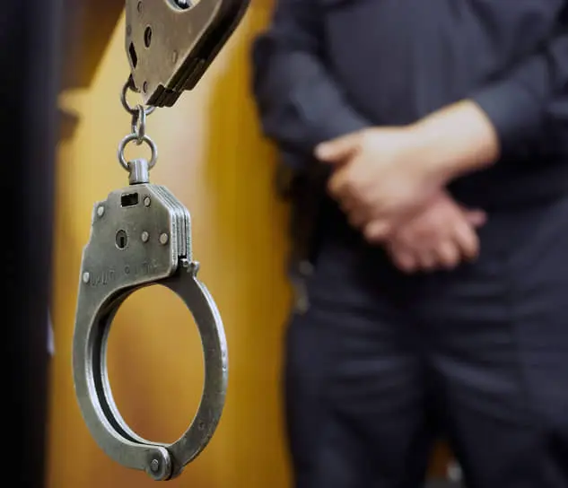 Денис Азаров, Ринат Ахметов и тайна исчезнувших миллионов «Обуховской»-0