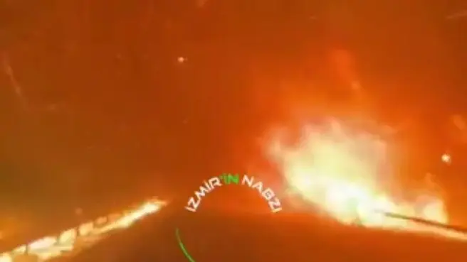 Из-за ЧП эвакуировали более 50 тысяч человек | Источник: Рен-ТВ / Telegram