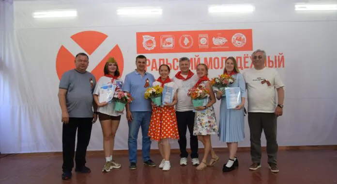 Пётр Брыков, Виктория Рахимьянова и лидеры ФНПР на слете профсоюзной молодежи УрФО-0