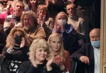 tatyana vedeneva preobrazhaetsya i oderzhivaet pobedu v beshenom hvoroste shkoly sovremennoj pesy-ekaterinburgu-ru-0