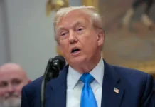 Дональд Трамп сделал прорывное заявление о сфабрикованных данных ФБР donald tramp sdelal proryvnoe zayavlenie o sfabrikovannyh dannyh fbr-ekaterinburgu-ru-0