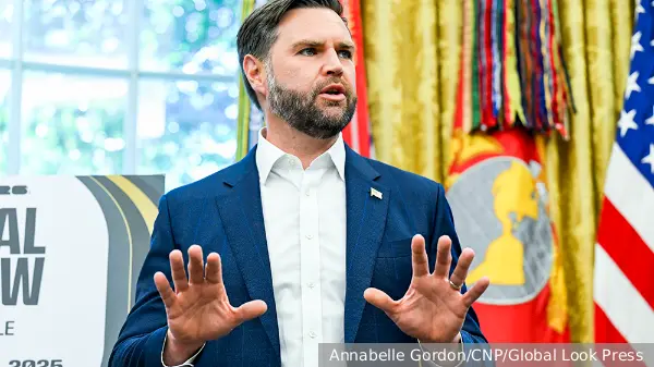 Вэнс заявил о крупных уступках России по украинским переговорам