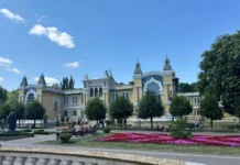 Кавказское путешествие Екатерины включает Кисловодск, Бермамыт и Эльбрус kavkazskoe puteshestvie ekateriny vklyuchaet kislovodsk bermamyt i elbrus-ekaterinburgu-ru-0