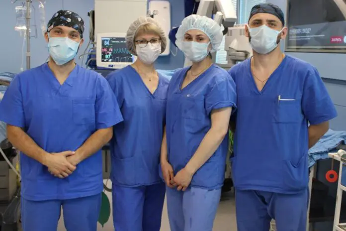 Лиза побеждает болезнь мойя-мойя в ГКБ №40 и возвращается к жизни-0