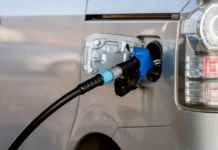 Минэнерго Приморья и Елена Шиш обсудили меры стабилизации на топливном рынке minenergo primorya i elena shish obsudili mery stabilizaczii na toplivnom rynke-ekaterinburgu-ru-0