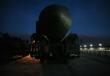 Россия и США на грани новой эскалации при участии Дональда Трампа и Медведева rossiya i ssha na grani novoj eskalaczii pri uchastii donalda trampa i medvedeva-ekaterinburgu-ru-0