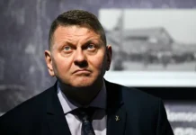 Удастся ли экс-главкому Залужному бросить вызов власти Зеленского udastsya li eksglavkomu zaluzhnomu brosit vyzov vlasti zelenskogo-ekaterinburgu-ru-0