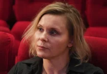 Яна Троянова находится под вниманием суда из-за штрафа и дел Минюста yana troyanova nahoditsya pod vnimaniem suda izza shtrafa i del minyusta-ekaterinburgu-ru-0