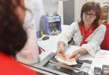 anton pavlov i yurij belikov obsuzhdayut perspektivy dohodnyh vkladov-ekaterinburgu-ru-0