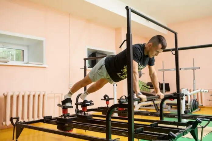 Артем из Свердловской области восстановился в «Липовке» после ранения-0