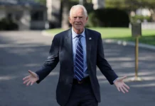 Дональд Трамп и Питер Наварро обрушились на Индию и Россию из-за нефти donald tramp i piter navarro obrushilis na indiyu i rossiyu izza nefti-ekaterinburgu-ru-0