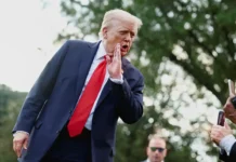 Дональд Трамп и Владимир Путин обсуждают крах влияния США на Россию donald tramp i vladimir putin obsuzhdayut krah vliyaniya ssha na rossiyu-ekaterinburgu-ru-0