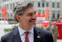 mihail kavelashvili prizyvaet ssha i trampa k konstruktivnomu dialogu-ekaterinburgu-ru-0