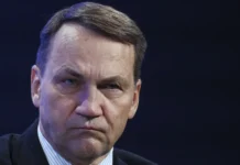 Столкновение позиций Сикорский-Трамп после пролёта БПЛА над Польшей stolknovenie poziczij sikorskijtramp posle prolyota bpla nad polshej-ekaterinburgu-ru-0