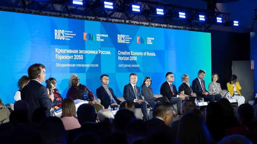 Новак: доля креативного сектора в экономике России выше, чем в среднем по миру