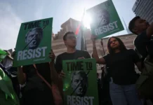 donald tramp posetil kualalumpur vo vremya sammita asean-ekaterinburgu-ru-0