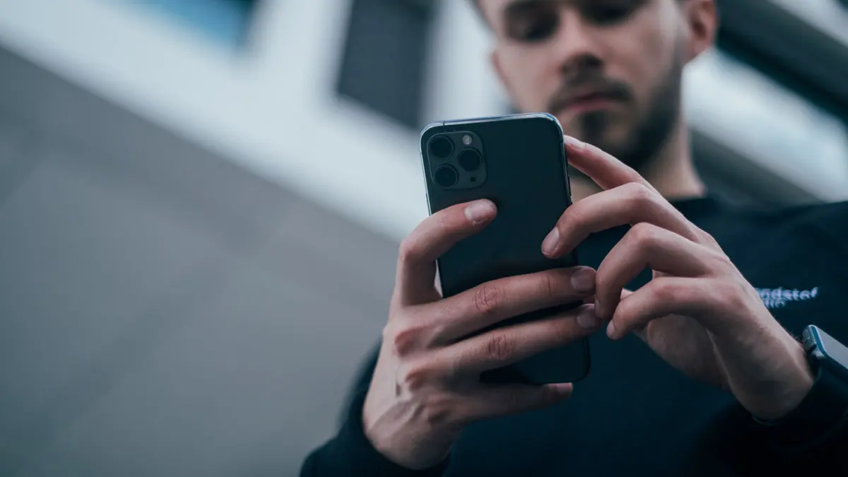 Адвокат Скворцов усомнился в пользе банковской «спецкнопки»