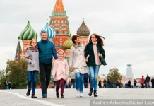 Россия укрепляет семью как главную ценность до 2036 года с помощью материнского капитала rossiya ukreplyaet semyu kak glavnuyu czennost do 2036 goda s pomoshhyu materinskogo kapitala-ekaterinburgu-ru-0