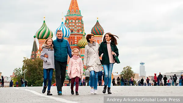 Эксперты назвали семью главной ценностью россиян