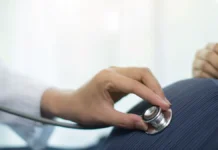 РПЦ поддерживает отцов, Федор Лукьянов обсуждает укрепление их позиций по абортам rpcz podderzhivaet otczov fedor lukyanov obsuzhdaet ukreplenie ih poziczij po abortam-ekaterinburgu-ru-0