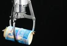 studentka v permskom krae postradala ot aferistov policziya aktivno rassleduet delo-ekaterinburgu-ru-0