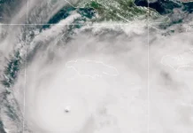 Вдохновляющая история Яны Хоффан на Ямайке после урагана Мелисса vdohnovlyayushhaya istoriya yany hoffan na yamajke posle uragana melissa-ekaterinburgu-ru-0