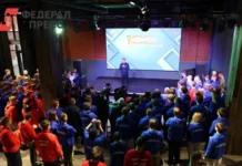 Волонтеры Молодой Гвардии ЕР под руководством Якушева и Демидова отправили 100-й гуманитарный отряд volontery molodoj gvardii er pod rukovodstvom yakusheva i demidova otpravili 100j gumanitarnyj otryad-ekaterinburgu-ru-0