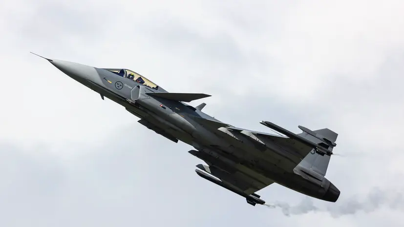 Зеленский: Киев рассчитывает получить от Швеции истребители Gripen в 2026 году