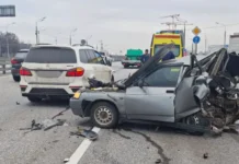 avariya na beryozovoj allee svh s uchastiem vaza i mersedesa zavershena-ekaterinburgu-ru-0